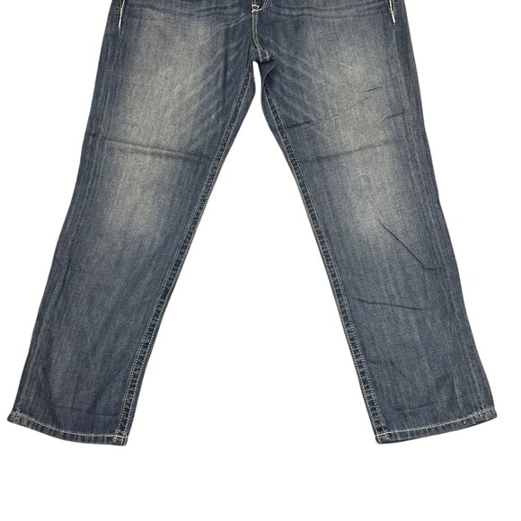 NWT Ariat Boyfriend Straight Leg Womens Jeans 33R 31 Low Rise Lightweight Blue - Picture 4 of 8